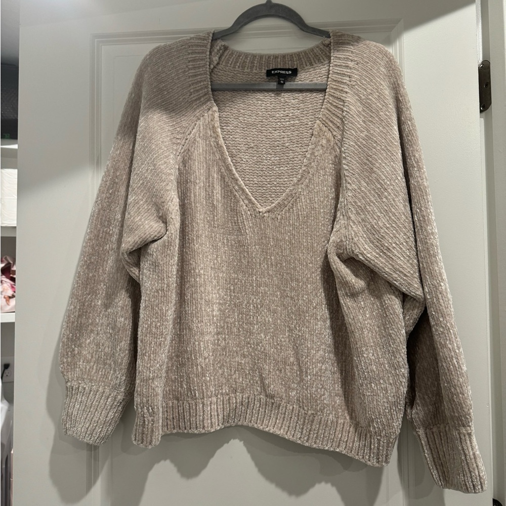 Express Sweater XL